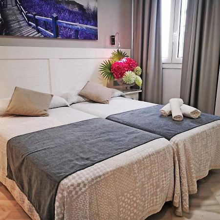 Hostal Bodega Conil De La Frontera Extérieur photo