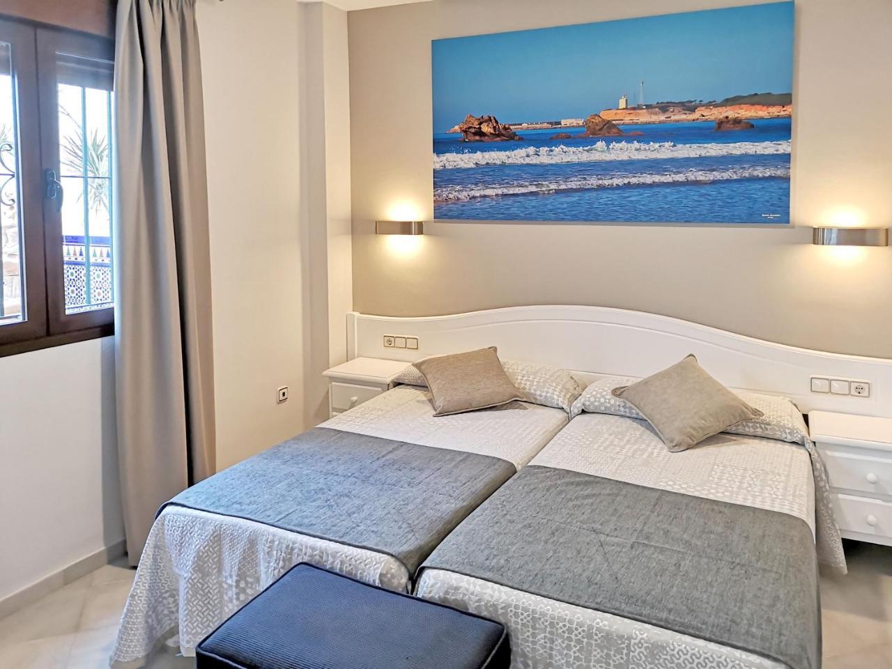 Hostal Bodega Conil De La Frontera Extérieur photo